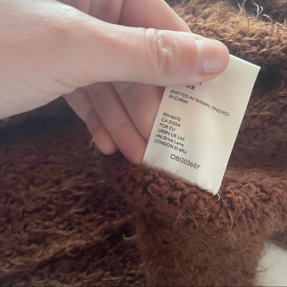 free people brown icing v pullover fuzzy sweater medium - Picture 5 of 5
